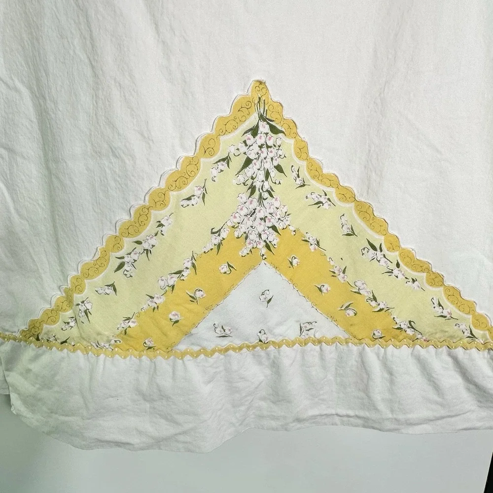 Vtg Cannon Federal Hand Decorated Standard Pillowcases Floral Cottagecore ^READ
